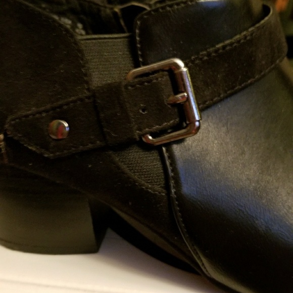 ❌❌❌FREE GIFTAmerican Eagle black suede  vegan booties - Picture 3 of 7